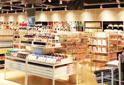 快时尚百货加盟 共赢财富之路